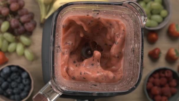 Míchání Smoothie Super Zpomaleném Filmu Příprava Zdravého Detoxikačního Ovocného Nápoje — Stock video