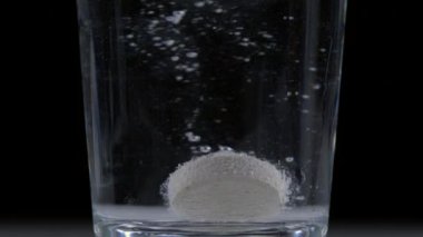 Sarı Karbonlu Suyla C vitamini Effervescent Tableti - Sağlıklı Sabah Rutini
