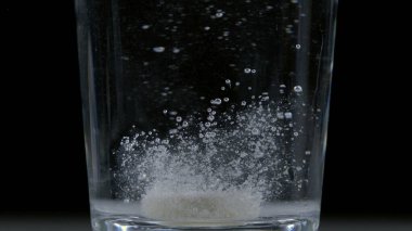 Sarı Karbonlu Suyla C vitamini Effervescent Tableti - Sağlıklı Sabah Rutini