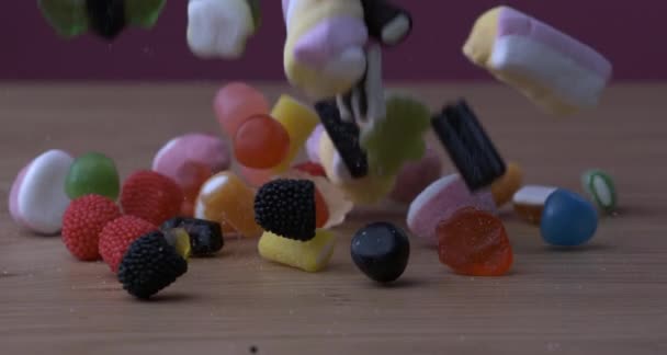 Macro Colorful Candy Assortment Falling Super Slow Motion Captured High — Vídeo de Stock