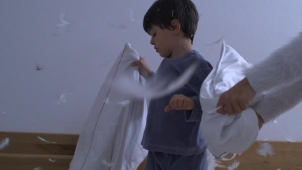 Kids Engaged Pillow Fight Captured Super Slow Motion 1000 Fps — Stock Video