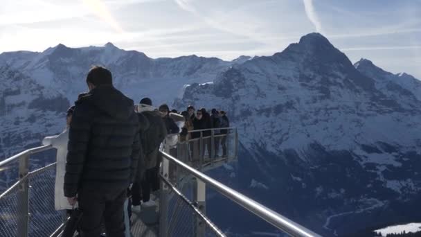 Grindelwald First Zwitserland December 2023 Toeristen Leggen Herinneringen Vast Eerste — Stockvideo