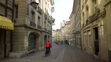 Fribourg, İsviçre Meydanı Mart 2022 - İsviçre 'nin geleneksel şehir manzarası