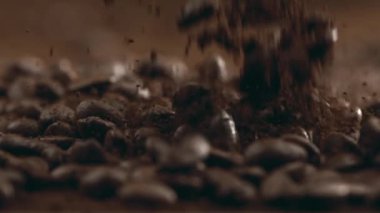 Kahve Fasulyeleri 1000 fps 'de iniyor, Macro Merceklerle Süper Yavaş Çekimde