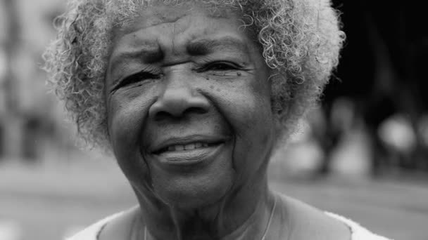 Smiling Elderly Senior Woman Portrait Monochromatic Black White While Walking — Stock videók
