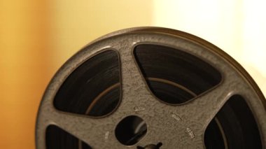 Klasik Film Dönüşü 'nün Ayrıntılı Çekimi, Sinemada Filmlerin Nasıl Gösterildiğinin Hatıraları