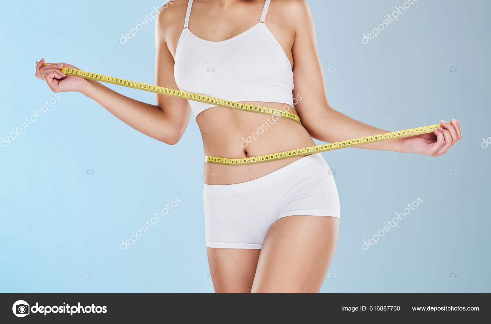 Zdraví Strava Tělo Ženy Páskou Měřit Pokrok Kontrolovat Výsledky Fitness —  Stock Fotografie © PeopleImages.com #616887760