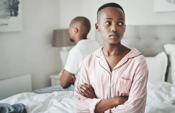 Really Mood Young Couple Ignoring Each Other Bedroom Home — Stock Photo, Image