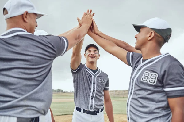 Cinq Haut Équipe Baseball Motivation Entraînement Ensemble Dans Domaine Avant — Photo