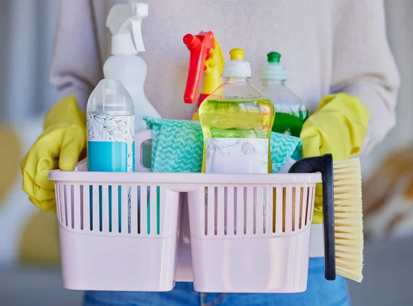 Mujer Manos Contenedor Limpieza Productos Limpieza Para Servicio Limpieza Hogar — Foto de Stock