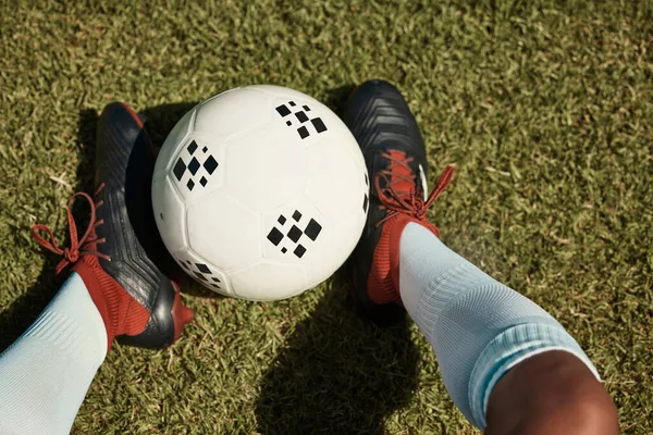 Soccer Ball Grass Field Shoes Soccer Player Sport Athlete Feet — Stock Photo, Image