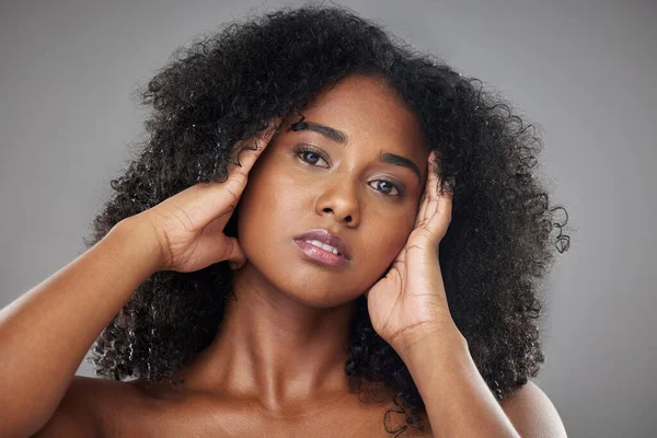 Fekete Haj Bőr Szépség Természetes Smink Reklám Bőrápolás Arckezelés Portré — Stock Fotó