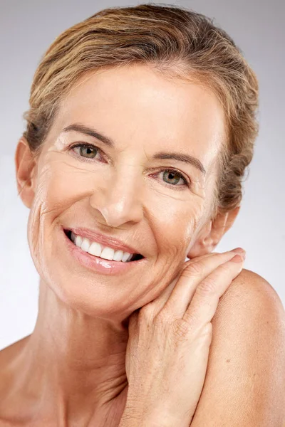 Beleza Envelhecimento Rugas Cuidados Com Pele Mulher Cosméticos Naturais Pele — Fotografia de Stock