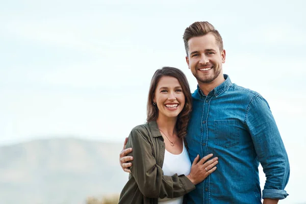 Shes One Who Holds Heart Happy Young Couple Spending Quality — Stock Photo, Image