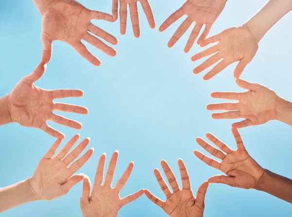 Open Handen Ondersteuning Van Cirkel Diversiteit Mensen Gemeenschapsgroepen Vrijheid Van — Stockfoto