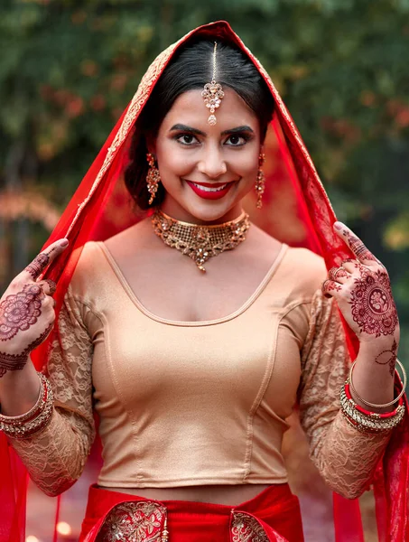 Bruid Ziet Levendig Mooi Uit Een Mooie Hindoe Bruid — Stockfoto