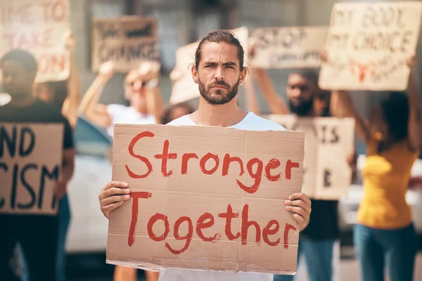 Retrato Protesto Rua Grupo Solidariedade Mudança Climática Marchar Juntos Homem — Fotografia de Stock