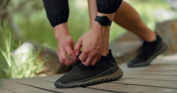 Fitness Park Man Tie Shoe Running Walking Training Nature Exercise — Stock Video