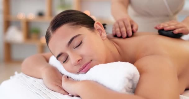 Spa Wellness Massage Und Frau Entspannen Gesunde Hautpflege Wellness Behandlung — Stockvideo