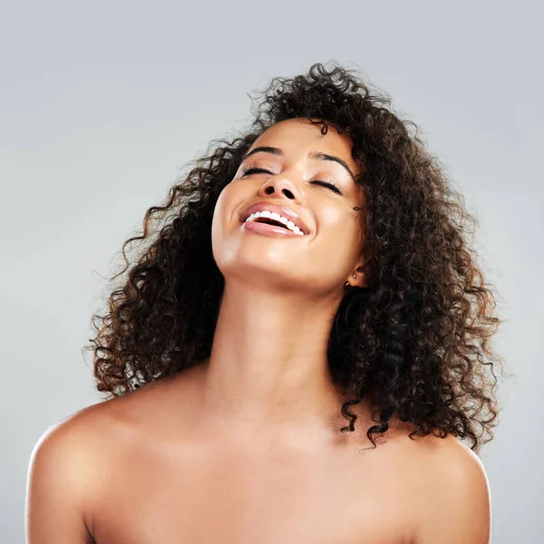 Revelling Natural Beauty Studio Shot Beautiful Young Woman Posing Grey — Stock Photo, Image