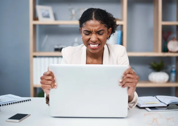 Wifis You Havent Reached Your Deadline Young Businesswoman Looking Stressed — Stock Photo, Image