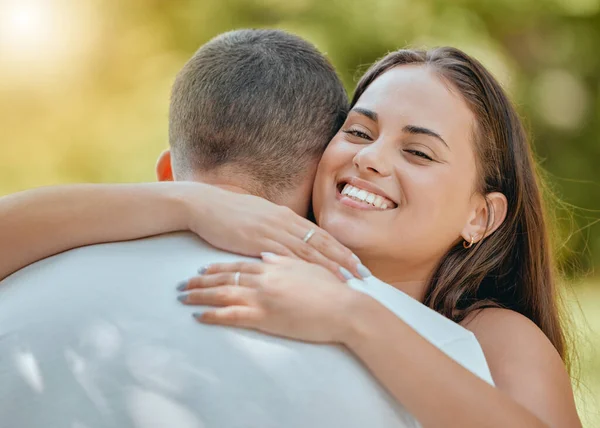 Face Portrait Love Couple Hugging Outdoor Nature Garden Together Sunny — Stock Photo, Image