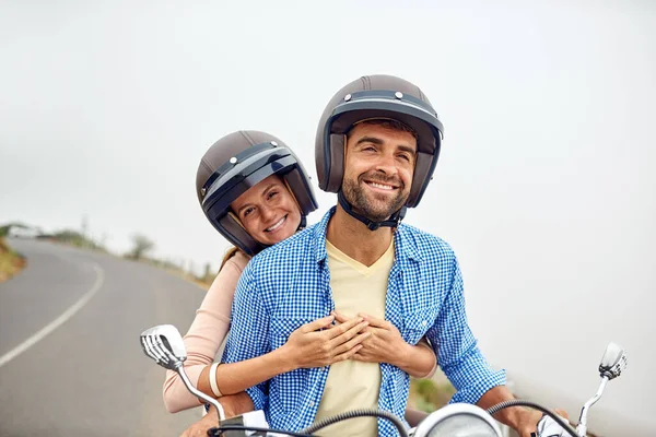 Heres Another One Tick Our Bucket List Adventurous Couple Out — Stock Photo, Image