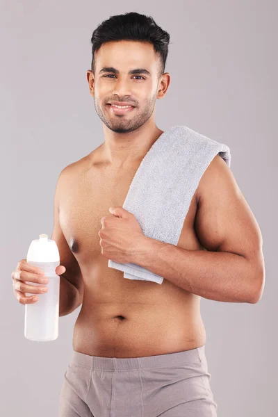 Fitness Oefening Portret Van Mens Met Handdoek Schouders Voor Wellness — Stockfoto