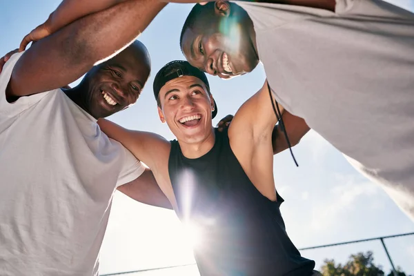 Athlete Friends Diversity Community Circle Support Motivation Trust Smile Happiness — Stock Photo, Image