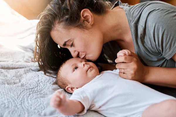 Nothing More True Mothers Love Young Woman Bonding Her Baby — Stock Photo, Image