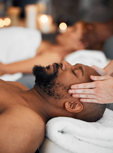 Spa Homme Femme Noirs Massage Détente Romantique Pour Calme Concentration — Photo