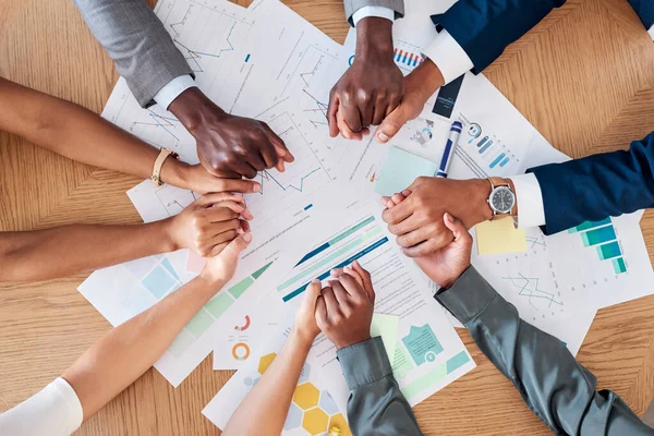 Geschäftsleute Berichte Und Team Halten Händchen Für Besprechungen Planung Oder — Stockfoto