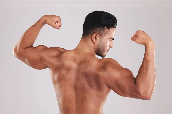 Muscle Bodybuilder Man Flex Natural Body Confident Studio Background Muscular — ストック写真