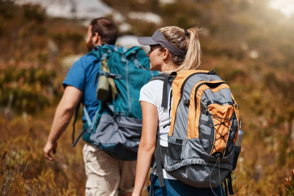 Wandern Fitness Und Abenteuer Mit Einem Paar Der Natur Für — Stockfoto