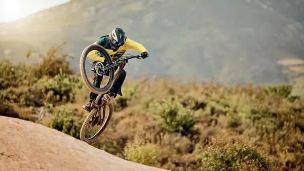 Bicicleta Motociclista Saltar Para Competição Mountain Bike Esporte Extremo Com — Fotografia de Stock