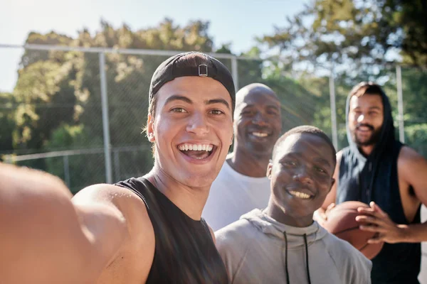 Selfie Basquete Equipe Uma Quadra Esportes Para Parceria Colaboração Treinamento — Fotografia de Stock