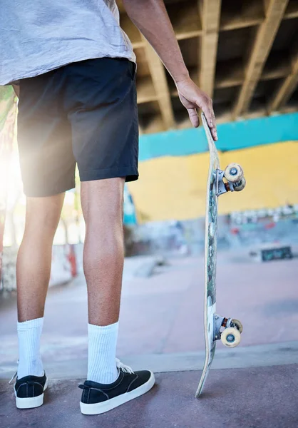 Bacaklar Kaykay Kaykay Parkındaki Adam Eğlence Spor Için Şehir Paten — Stok fotoğraf