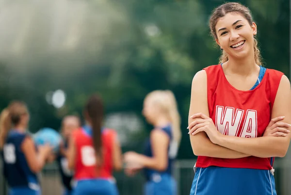Orgulhoso Esportes Netball Mulher Retrato Sorriso Para Sucesso Motivação Treinamento — Fotografia de Stock