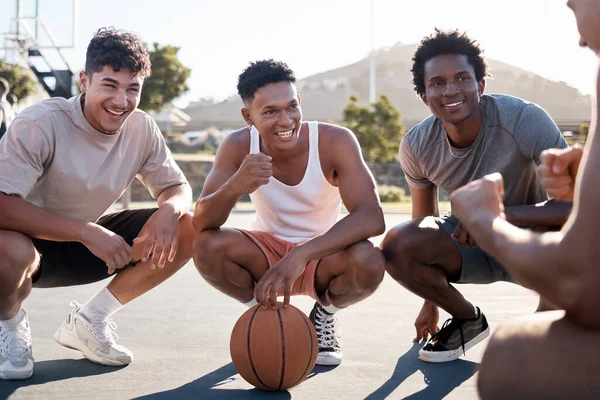Баскетболіст Команда Група Розмовляють Про Мотивацію Планування Стратегії Гри Разом — стокове фото