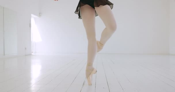 Ballett Füße Und Gleichgewicht Der Frau Tanzstudio Tanzen Für Die — Stockvideo