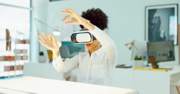 Woman Metaverse Virtual Reality Architecture Planning Real Estate Innovation Creative — Stock Video