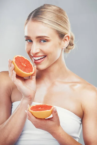 Žena Obličej Grapefruit Tělo Wellness Péče Pro Zdravý Životní Styl — Stock fotografie