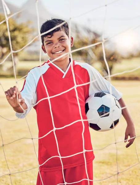 Barn Fitness Och Fotboll Pojke Fotbollsplan För Sport Träning Och — Stockfoto