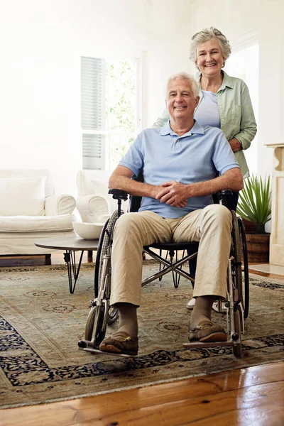 Keeping Each Other Smiling Portrait Smiling Senior Man Wheelchair His — Stock Photo, Image
