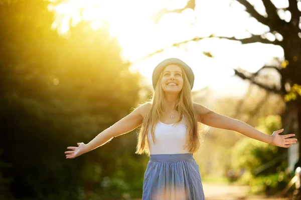 Embrace Nature Attractive Young Woman Spending Day Outdoors — Stock Photo, Image