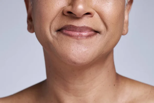 Cuidado Piel Cara Belleza Mujer Mayor Zoom Retrato Para Cosméticos — Foto de Stock