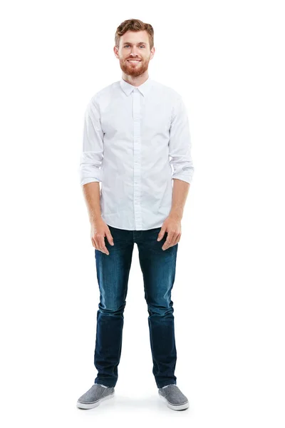 これは金曜日の衣装です スタジオポートレートのハンサムな若い男が自信を持って白い背景にポーズ — ストック写真