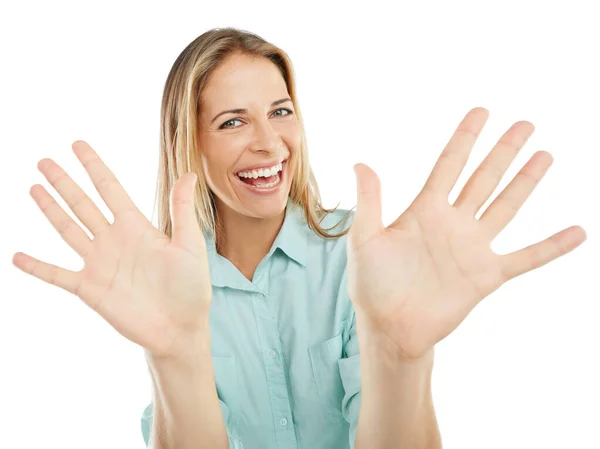 Ellerinin Konuşmasına Izin Veriyor Mutlu Bir Kadın Ellerini Beyaz Bir — Stok fotoğraf