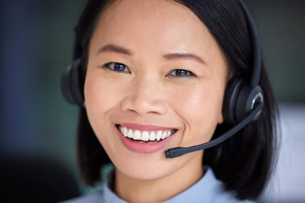 Πρόσωπο Τηλεμάρκετινγκ Και Υποστήριξη Πελατών Που Εργάζονται Ένα Τηλεφωνικό Κέντρο — Φωτογραφία Αρχείου
