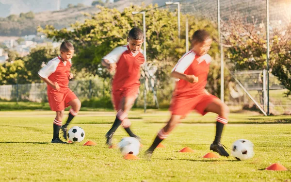 Voetbal Voetbal Kinderen Trainen Voetbalveld Voor Spel Wedstrijd Wedstrijd Gezondheid — Stockfoto